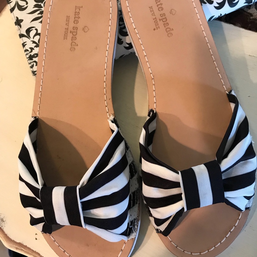 Kate Spade B&W sandals